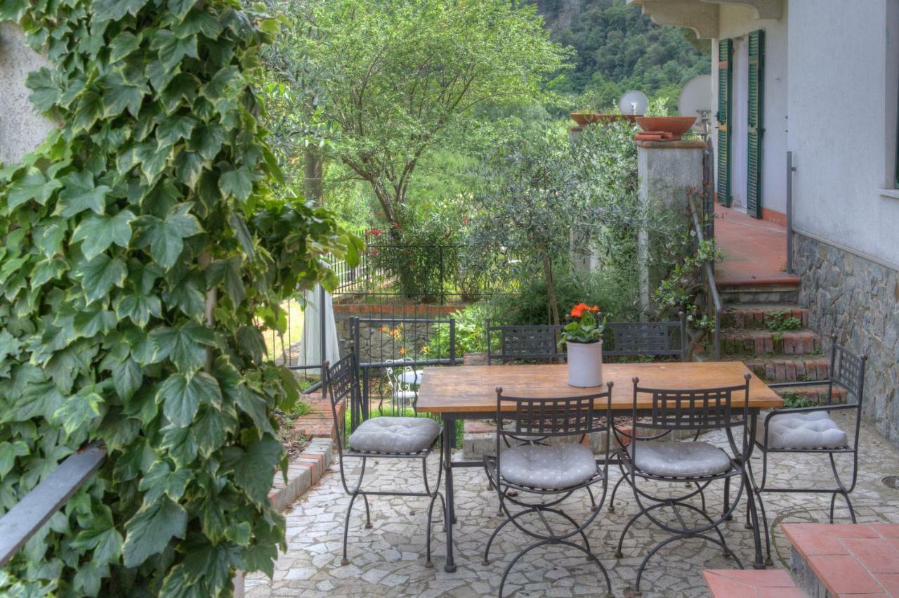 Appartamento In Villa A 5 Km Dal Mare Albisola Superiore Exteriér fotografie